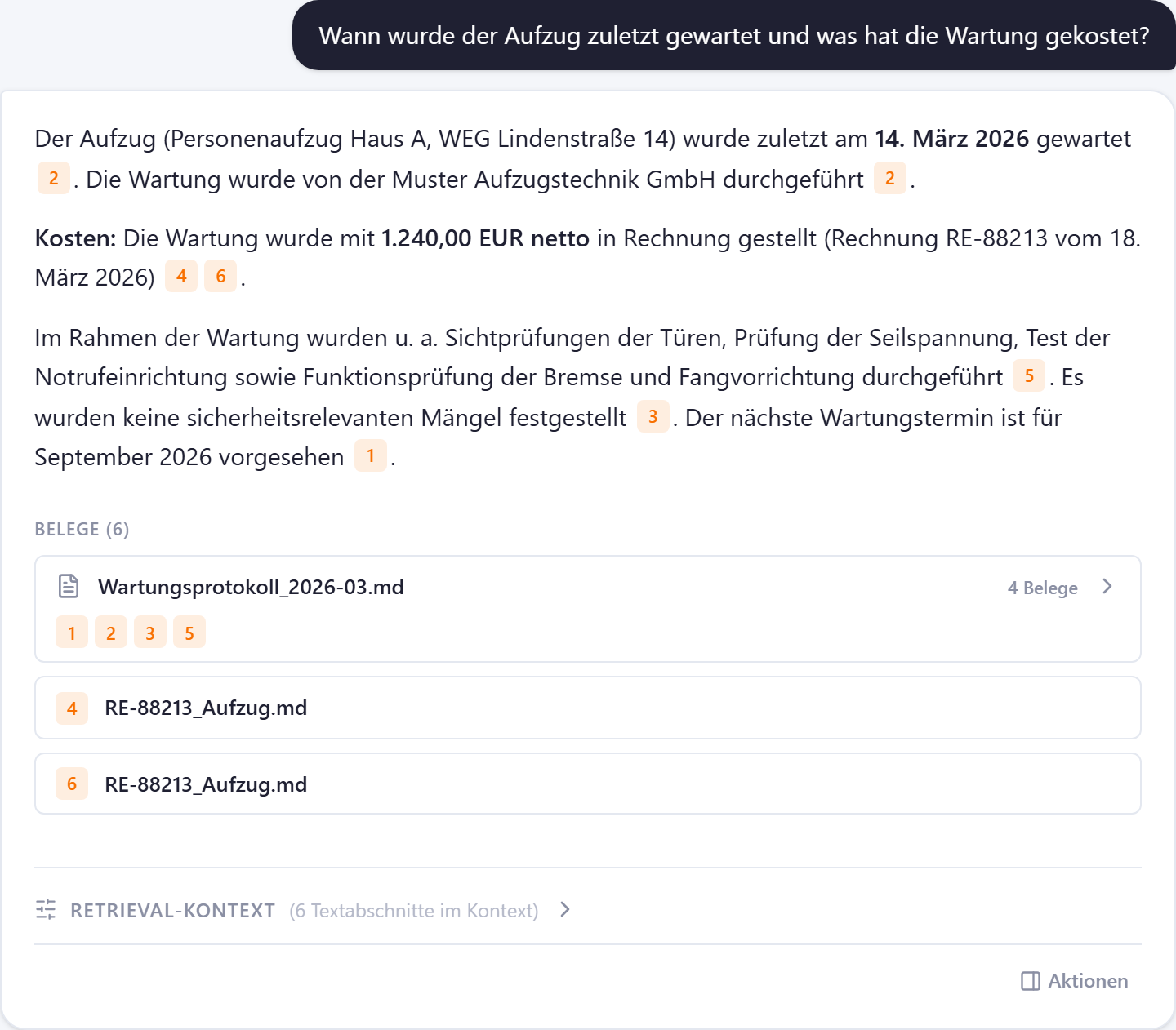 Ansicht der AI-MyDocuments-Oberfläche: Frage zur Aufzugswartung mit zitierter Antwort und Belegen